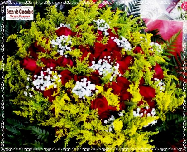 Buque 100 Rosas Vermelhas