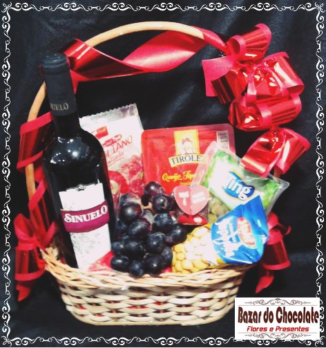 1-Cestinha Vinho Queijo Salame