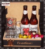 a-Baú Mdf Corinthians com Caneco Cerveja Louvada e Trufas da Cacau Show