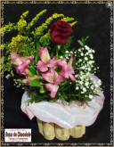 a-Arranjo de Flores com 1 Rosa Rustico - R$ 45,00