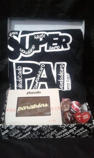 Caixa Camiseta Pai V - R$ 94,90