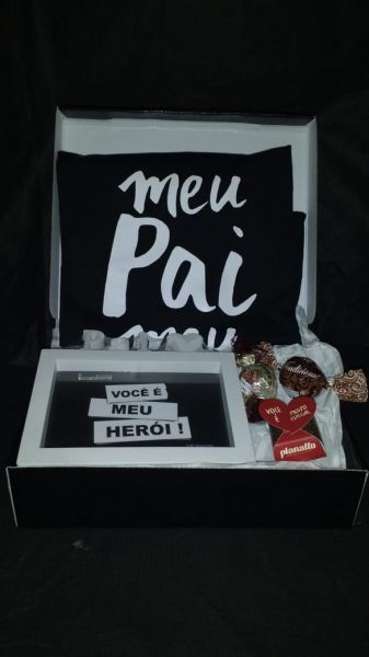 Caixa Camiseta Meu Pai I - R$ 94,90