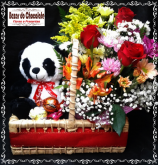 b-Cestinha Panda Arranjo com Trufas da Cacau Show